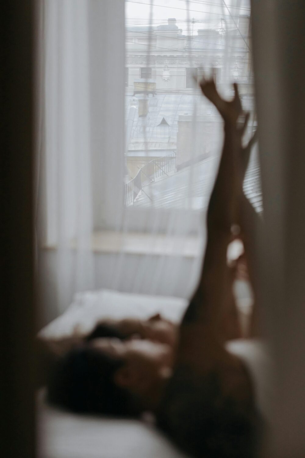 O sexo é bem melhor quando paramos de nos preocupar em ser “bom de cama”.